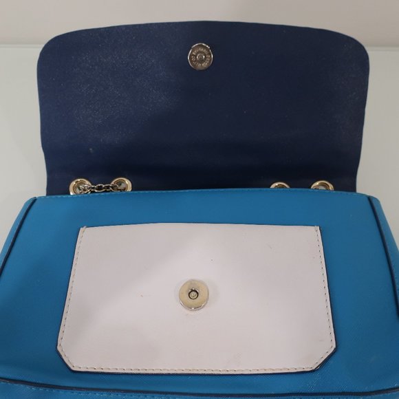 Trina Turk Blue Multi Color Bag - Picture 4 of 5